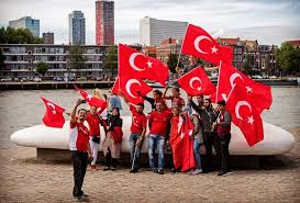 Turkije staat natuurlijk bekend om zijn vele all inclusive resorts. Nederland En Turkije Herstellen Hun Diplomatieke Relatie Trouw