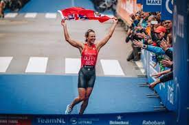 Flora duffy, obe is an international triathlete for bermuda. Flora Duffy Triple Triathlon World Champion Lessons In Badassery