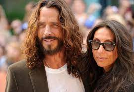 Singer chris cornell died as a result of hanging himself, us officials have confirmed. Chris Cornell S Widow Breaks Silence On Singer S Death Rolling Stone