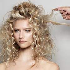 26 Really Cute Looks For Naturally Curly Hair Curly Wedding Hair Curly Hair Styles Naturally Natural Curls Hairstyles