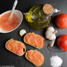 Pan Con Tomate Spanish Style Toast With Tomato Tasty Mediterraneo