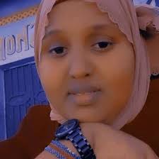 Hambalyo Aisha Abdi Dheere oo ka mid noqotay ardayda guulaysatay. Abti  Horumar wacan