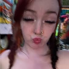 Shirley Glidden's Instagram, Twitter & Facebook