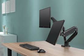6 Best Dual Monitor Stands For Gaming