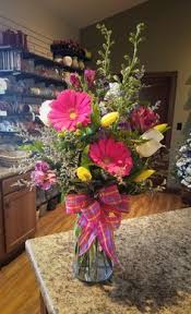Maybe you would like to learn more about one of these? 100 Best Dozen Roses Ideas Flower Arrangements Floral Arrangements Beautiful Flowers