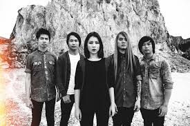 A cartoony, casual approach to the floating note genre in place of plastic peripherals, players wave the wii remote left, right and downward. 8 Great Local Bands That Have Changed The Malaysian Music Scene
