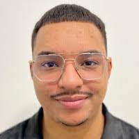 Edy Serra's Instagram, Twitter & Facebook