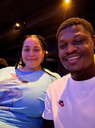 Hi, can someone explain section circled? Can you only book rides 1 day at a  time in advance? I'm staying off site so I only get it 3 days before... O my