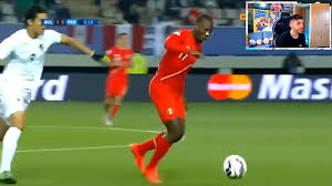 Luis advíncula is a right fullback from peru playing for rayo vallecano in the spain segunda a (2). Advincula Fifa 20