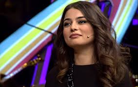 Ayça ayşin turan, 25 ekim 1992 tarihinde sinop'ta dünyaya geldi. Ayca Aysin Turan Etkinlik On Twitter Halide Gurkan Guzelligi Diye Bir Sey Var Aycaaysinturan
