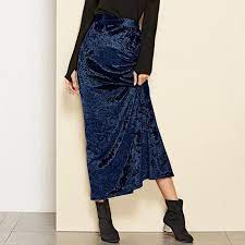 Pièce emblématique de la collection capsule exclusive moonlight, cette jupe longue se distingue par son élégant motif de roses rouges dans un doux velours dévoré d'inspiration baroque. Jupe Longue Fendue En Velours Dore Elegant A La Taille Haute Pour Femmes Bleu Bleu Cdiscount Pret A Porter