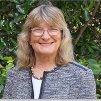 PDF) Design Desks: Why are More and More Newspapers Adopting Them?