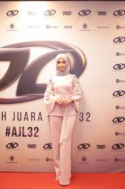 Tak disangka isi dalamnya perutnya ternyata wow adakah kalian semua yang tahu. Second Chance On Twitter Nabila Razali In Ezuwan Ismail Ajl32