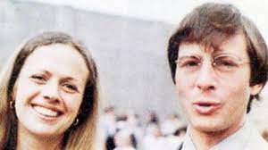 Jun 28, 2021 · robert durst is on trial for the murder of susan berman, a longtime friend killed in benedict canyon in 2000. Robert Durst Trial Real Estate Tycoon Accused Of Killing His Close Friend Now Expected To Take The Stand Monday Cnn