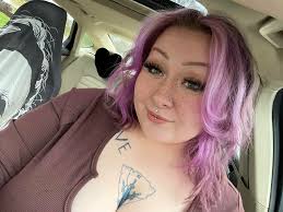 Hello everyone!! I'm a Scottish streamer straight from the lovely  Scotland🏴󠁧󠁢󠁳󠁣󠁴󠁿 I love playing horror games! You'll usually catch me  screaming, laughing, and surviving (barely) with friends! At 6PM BST I'll be