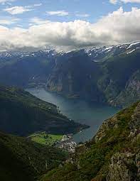 Among aurland's biggest draws are the magnificent aurlandsfjord and naeroyfjord, the latter a protected unesco world heritage site. Aurland Wikipedia