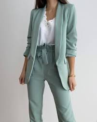 Pantalon palazzo élégant only , avec ceinture à boucle. Ensemble Vert D Eau Pantalon Les Vetements Branches De Paris