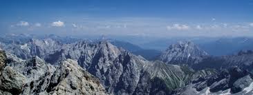 No view can keep up with the 360 °. Aussichtsberg Zugspitze Ausflugsziele Garmisch Partenkirchen