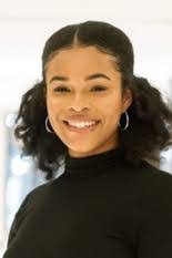 Loryn Johnson's Instagram, Twitter & Facebook