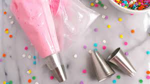 How To Fill A Piping Bag Youtube