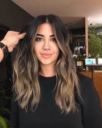 Damiendurand En 2020 Balayage Cheveux Courts Cheveux Courts Chatain Cheveux Bruns
