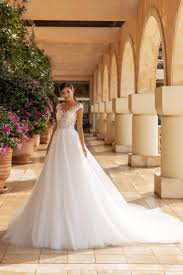 Daniela katzenberger zeigt sie hier ihr hochzeitskleid. Daniela Di Marino Hochzeitsrausch Brautmoden