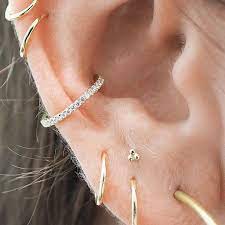 high lobe dieser neue piercing trend erobert gera bijoux dieser erobert high lobe dieser neue piercing tre ear jewelry earings piercings ear cuff