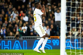 İspanya süper kupası yarı finalinde real madrid ile ath bilbao kozlarını paylaşacak. Real Madrid 0 0 Athletic Bilbao Los Blancos Fall Two Points Behind Barcelona In La Liga Title Race Daily Mail Online