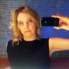 Lili Cunningham (@lilicunningham)