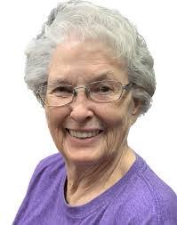 Sarah Colvin's Instagram, Twitter & Facebook