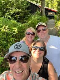 Californian country singer-songwriter Alice Wallace begins her UK tour in  support of acclaimed new album 'Into The Blue'