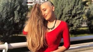 Neslican tay iki kez kansere yakalandıktan sonra bacağını kaybetmiş, tedavi sürecindeki azmi ve hastalığa direnişiyle dikkat çekmişti. Aci Haber Irem Ayyuce Cinar Hayatini Kaybetti Gaziantep Haberleri Gaziantep Son Dakika Haberleri Yerel Haberler