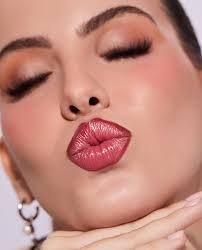 Nina Salgado Make-up