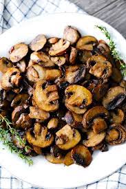 Perfectly Browned Sauteed Mushrooms Bowl Of Delicious Recipe Vegetable Side Dishes Stuffed Mushrooms Mushroom Recipes