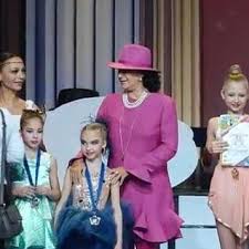 Check spelling or type a new query. Akademiya Iriny Viner Festival Zvezdnye Deti Prezident Mezhdunarodnoj Akademii Sporta Iriny Viner S Vospitannicami I Horeografom Akademii Irinavinerusmanova Akademiyaviner Academyviner Sport Rhythmicgynastics Facebook