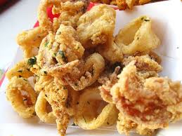 Kalamarakia Tiganita A Greek Style Calamari Recipe Recipe Calamari Recipes Squid Recipes Greek Recipes