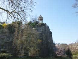 814 parc des buttes chaumont premium high res photos. Early Spring In The Parc Des Buttes Chaumont Jardins A L Anglaise