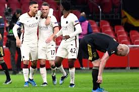 The official manchester united website with news, fixtures, videos, tickets, live match coverage, match highlights, player profiles, transfers, shop and more. As Rim Otocil Duel Na Ajaxu Manchester United Ve Ctvrtfinale El Nezavahal Ct Sport Ceska Televize