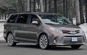 Elevate your style and comfort with this stunning 2018 toyota sienna xle awd with limtied package. Minivan Review 2018 Toyota Sienna Xle Awd Driving