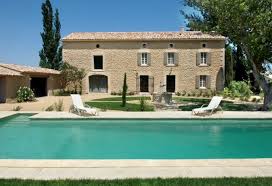 Mas Robion 6 480 Euros De Loyer Made In Provence Maison En Provence Belle Maison Maison De Vacances