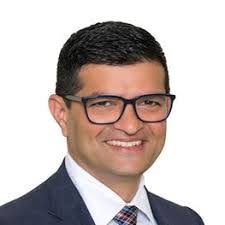 Sydney Crowe's Instagram, Twitter & Facebook