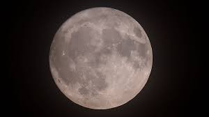 'blood moon' brings prophecies of end times. Eight Ways Full Moon Affects People S Moods As It Shines Over Ireland For Seventh Time In 2019 Irish Mirror Online