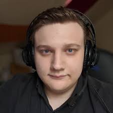 Richard Huxley (@ShadowExodia)