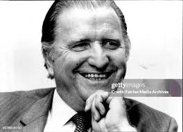 53 Vern Martin Photos & High Res Pictures