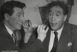 Max Bygraves dead: Veteran entertainer dies aged 89 after battle with  Alzheimer's