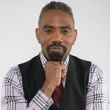 Amazon.com: Louis Carr: books, biography, latest update