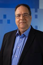 Nos experts — Pilote