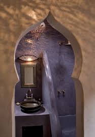 Faites votre choix parmi nos produits de qualité. Lovely Moroccan Bathroom Tadelakt Walls And Some Gorgeous Lighting Www Decorarconarte Com Salle De Bains Orientale Decoration Salle De Bain Tadelakt