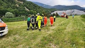 15:04 millionenstadt goma entgeht nach vulkanausbruch katastrophe. Nach Flugzeugabsturz In Lebensgefahr Chronik Tgr Tagesschau