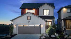 Unfortunately, some home builders have a design template and are loathe to deviate from it. Broadview Homes Winnipeg